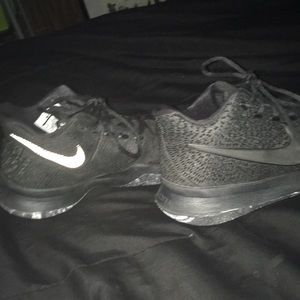 Nike kyrie 3 black marble
